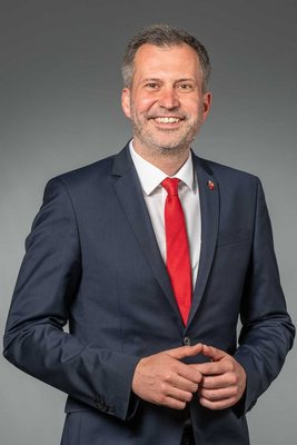 Tobias Schick - Oberbürgermeister der Stadt Cottbus/Chóśebuz Tobias Schick - Oberbürgermeister der Stadt Cottbus/Chóśebuz